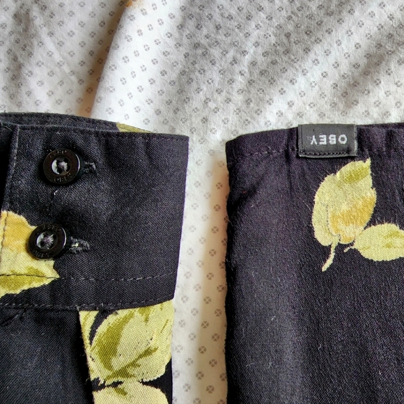 Obey Floral Blouse - Picture 4 of 5